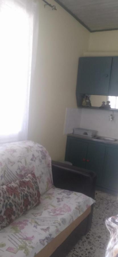 דירות Vrahati Cozy House 3 מראה חיצוני תמונה